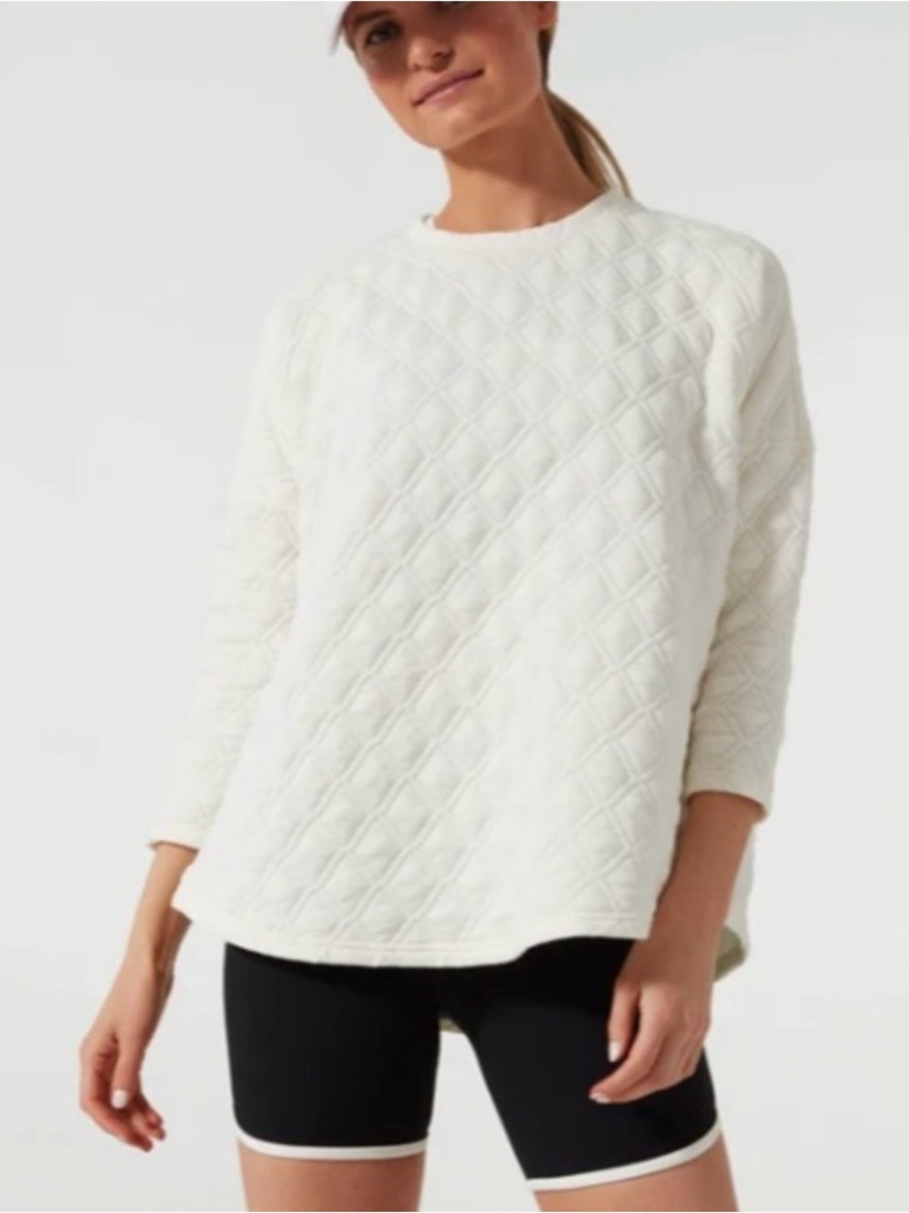 Tuckernuck white oversized quilted top size medium large